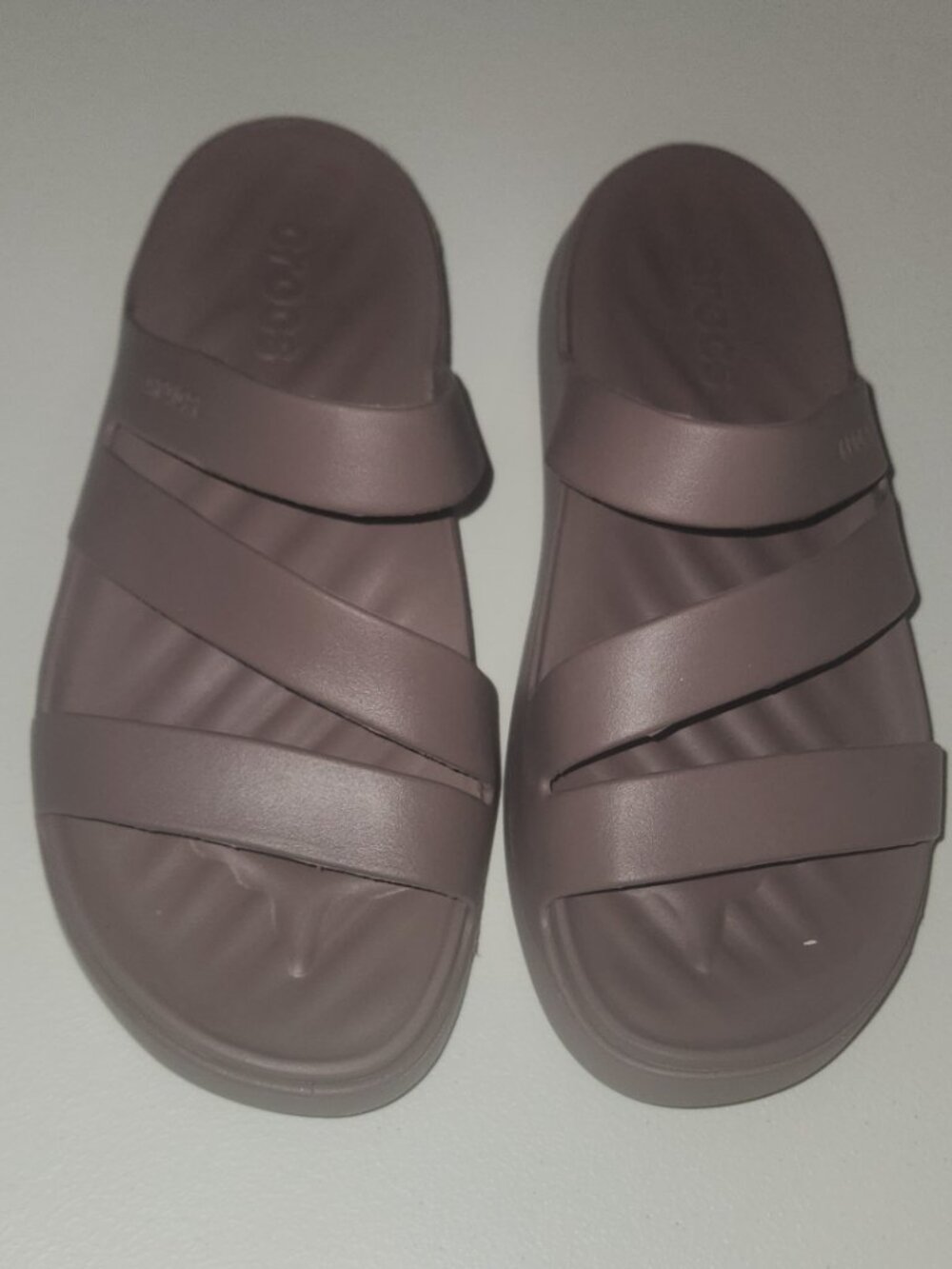 Brown Crocs Getaway Strappy Sandals Size 9 Women